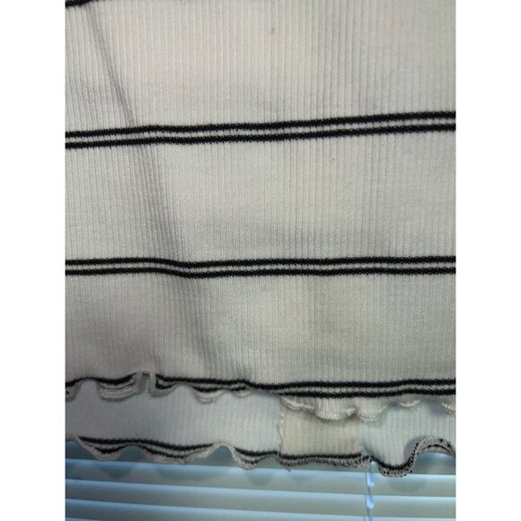 Caution to the Wind Top — Small - Picture 7 of 9